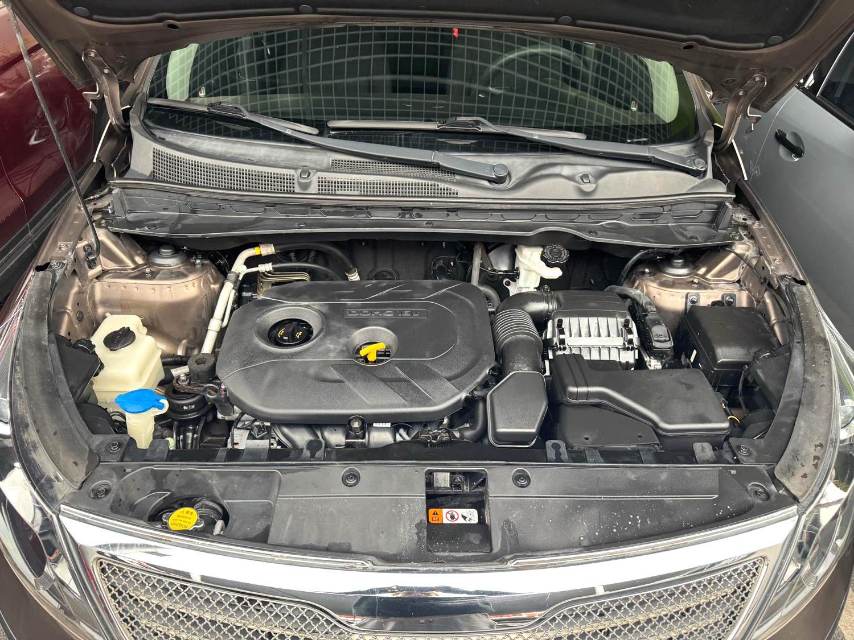 Kia Sportage 2,0 л, АКПП, передний привод, GL