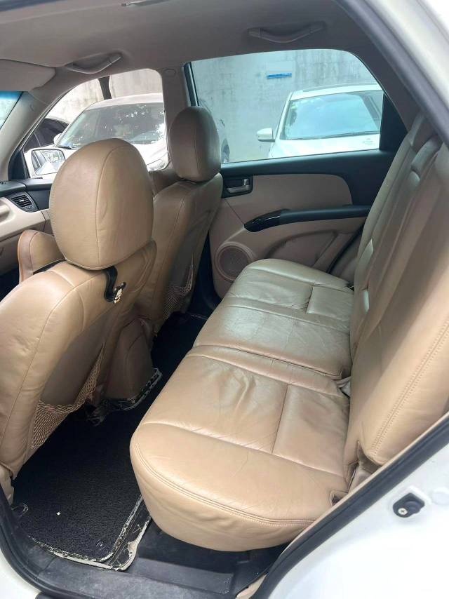Kia Sportage 2.0L Automatic 2WD GL