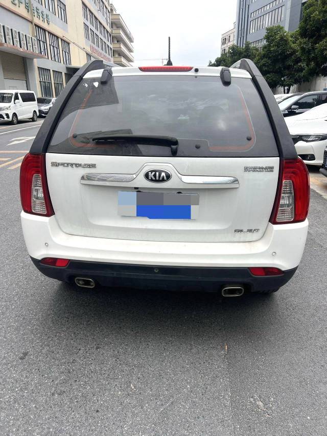 Kia Sportage 2.0L Automatic 2WD GL