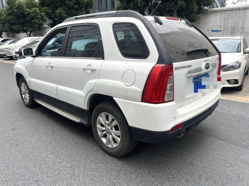 Kia Sportage 2.0L Automatic 2WD GL