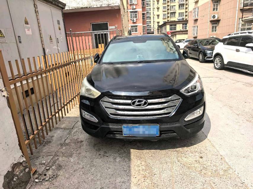 Hyundai Santa Fe 2.4L Automatic2WDComfort