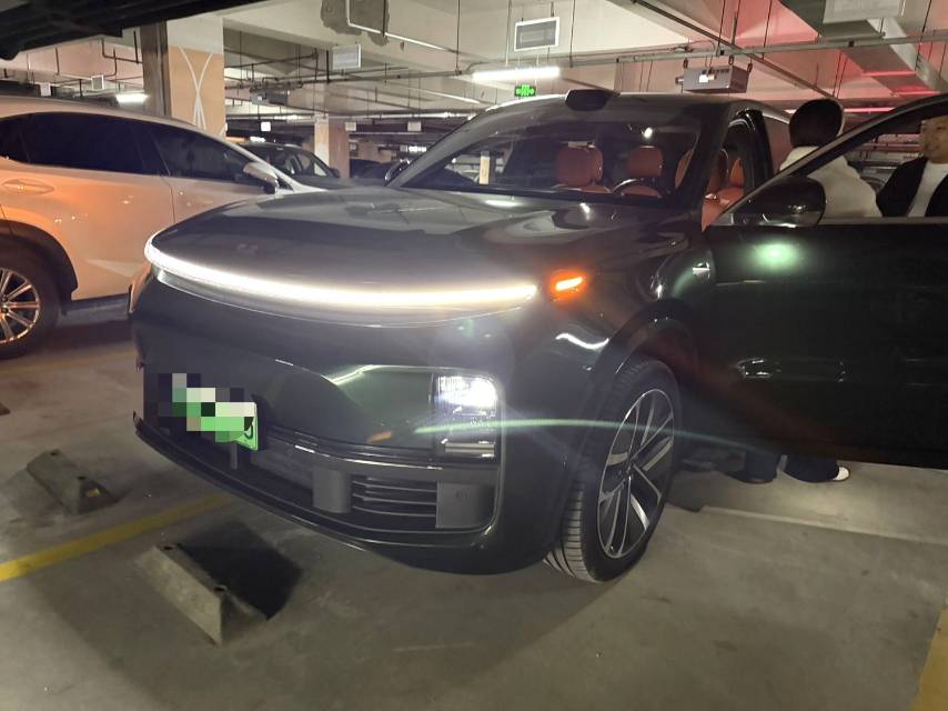 Li Auto L (Liter) 9 Max