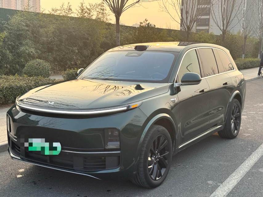 Li Auto L (Liter) 8 Pro