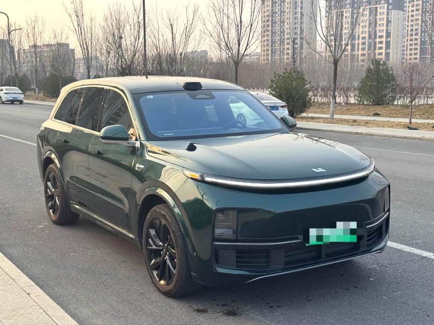 Li Auto L (Liter) 8 Pro
