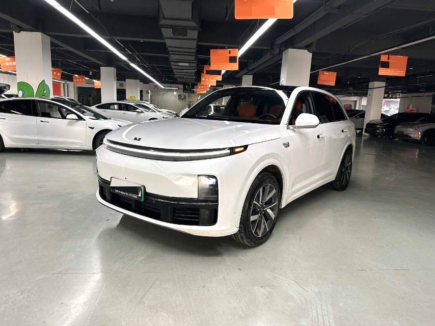 Li Auto L (Liter) 7 Pro