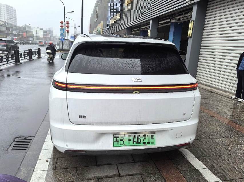Li Auto L (Liter) 7 Max