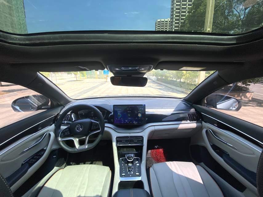 宋 PLUS New Energy Model Year DM i 110KM 旗舰 PLUS