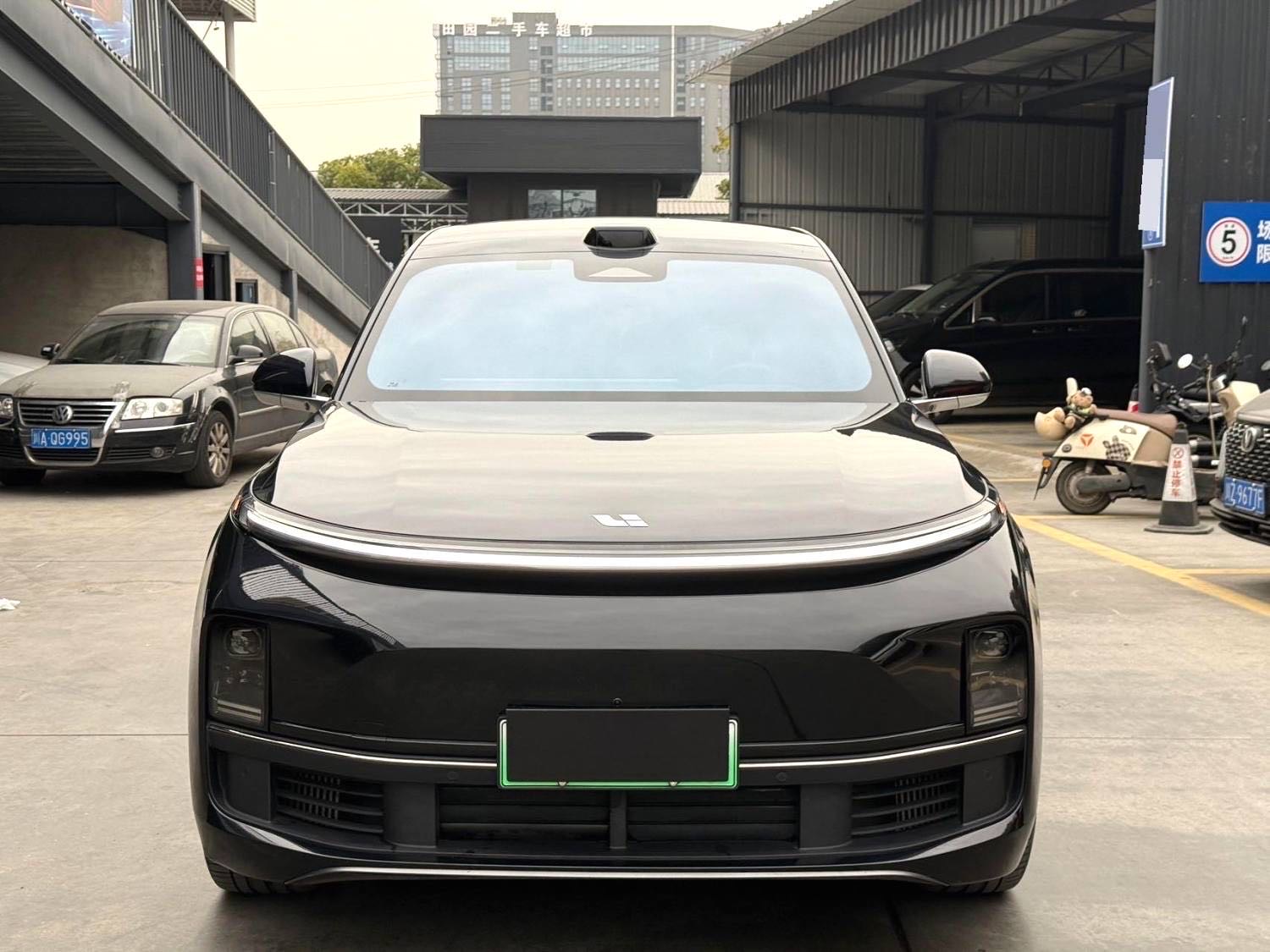 理想 L (Liter) 9 Model Year Pro