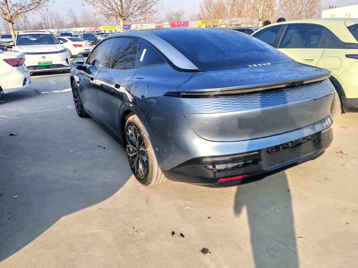 Zeekr 007 75kWh