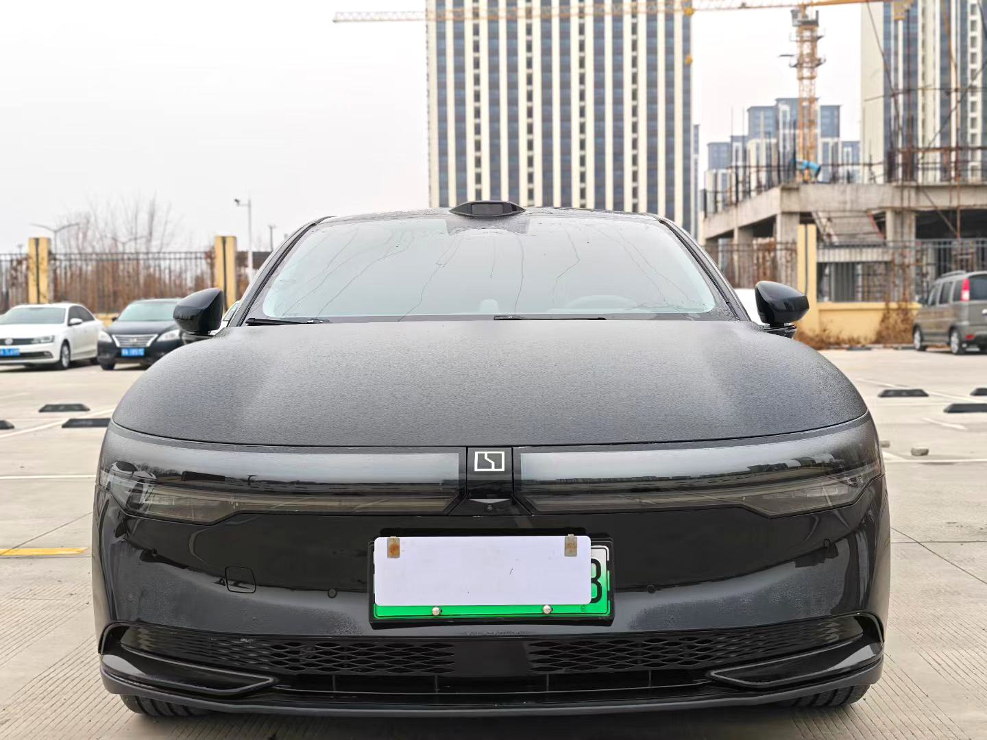 Zeekr 007 75kWh