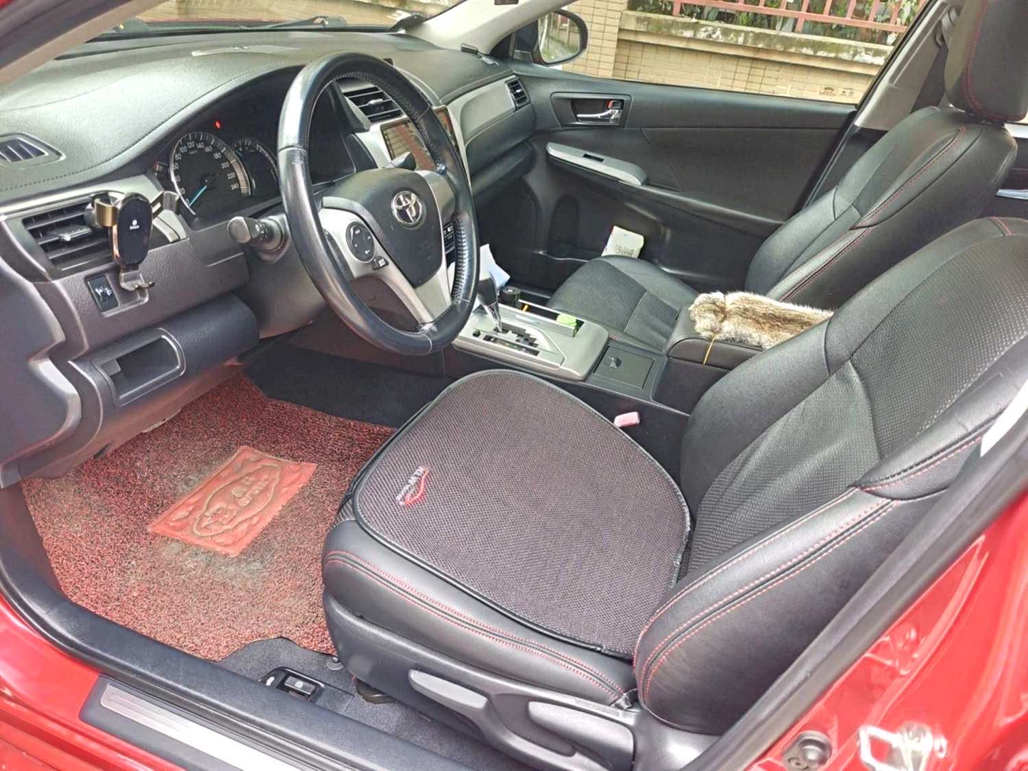 Toyota Camry 2.0S
