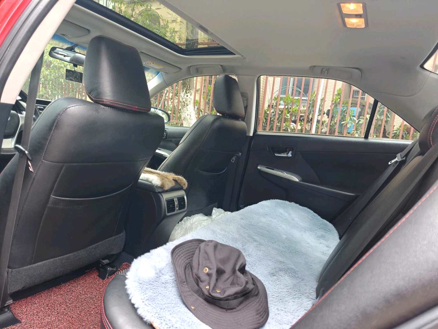 Toyota Camry 2.0S