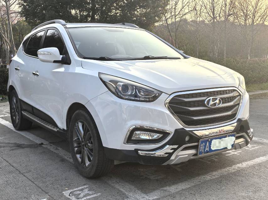 Hyundai ix 35 2,0 л, АКПП, 2WD, Комфорт IV