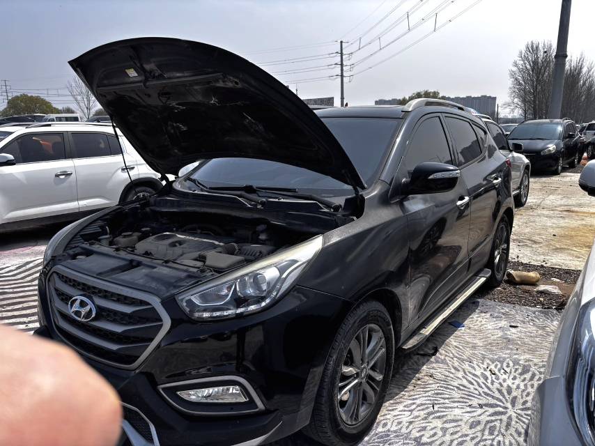 Hyundai ix 35 2,0 л, АКПП, 2WD, GLS V