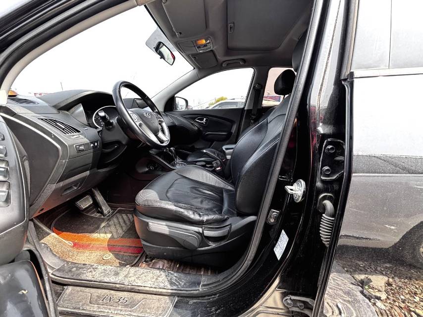 Hyundai ix 35 2,0 л, АКПП, 2WD, GLS V