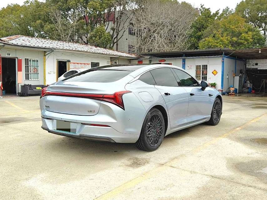 Neta S Electric 715km