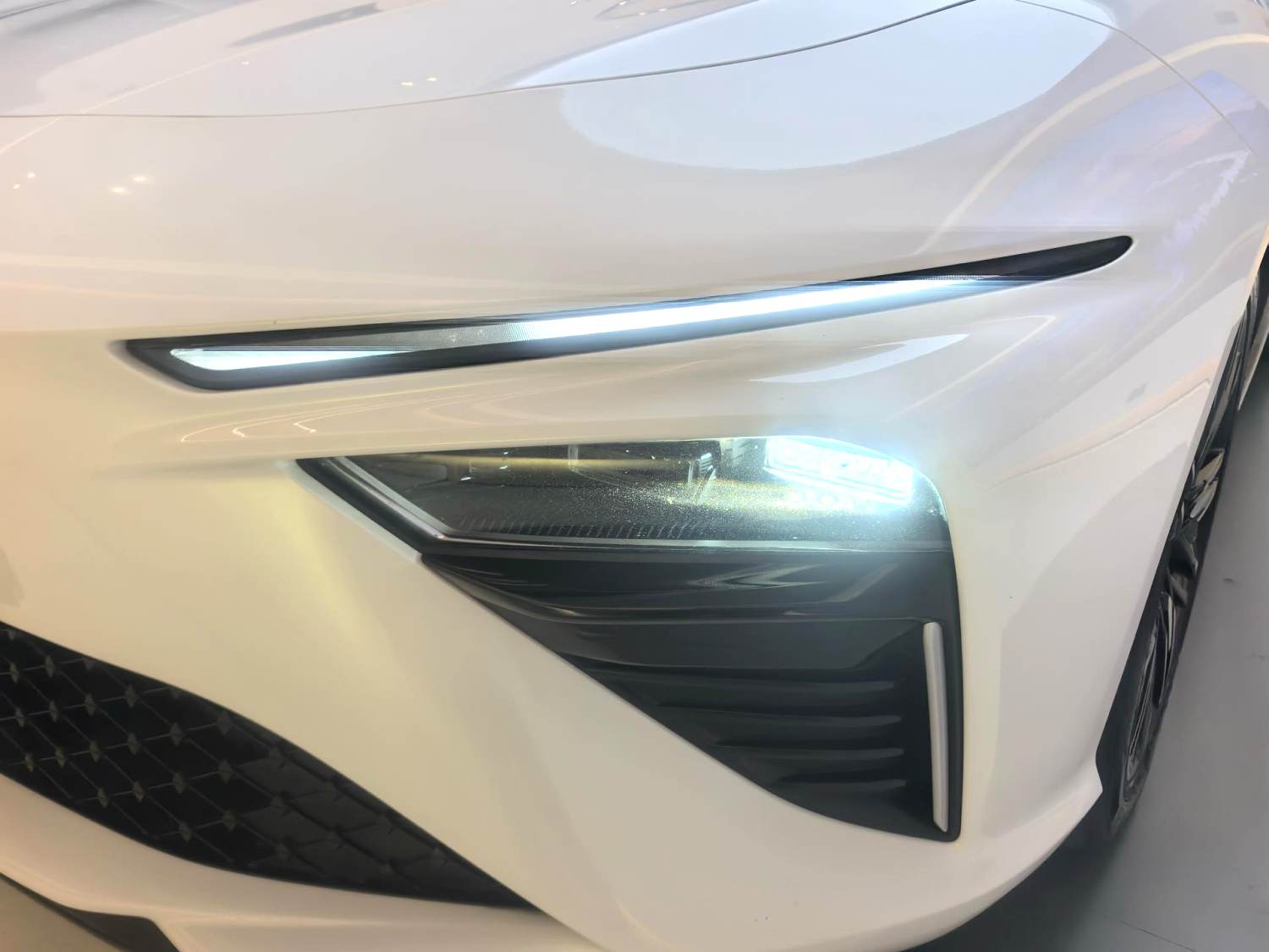 Neta S Electric 520km RWD Lite Version