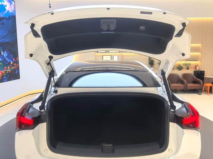 Neta S Electric 520km RWD Lite Version