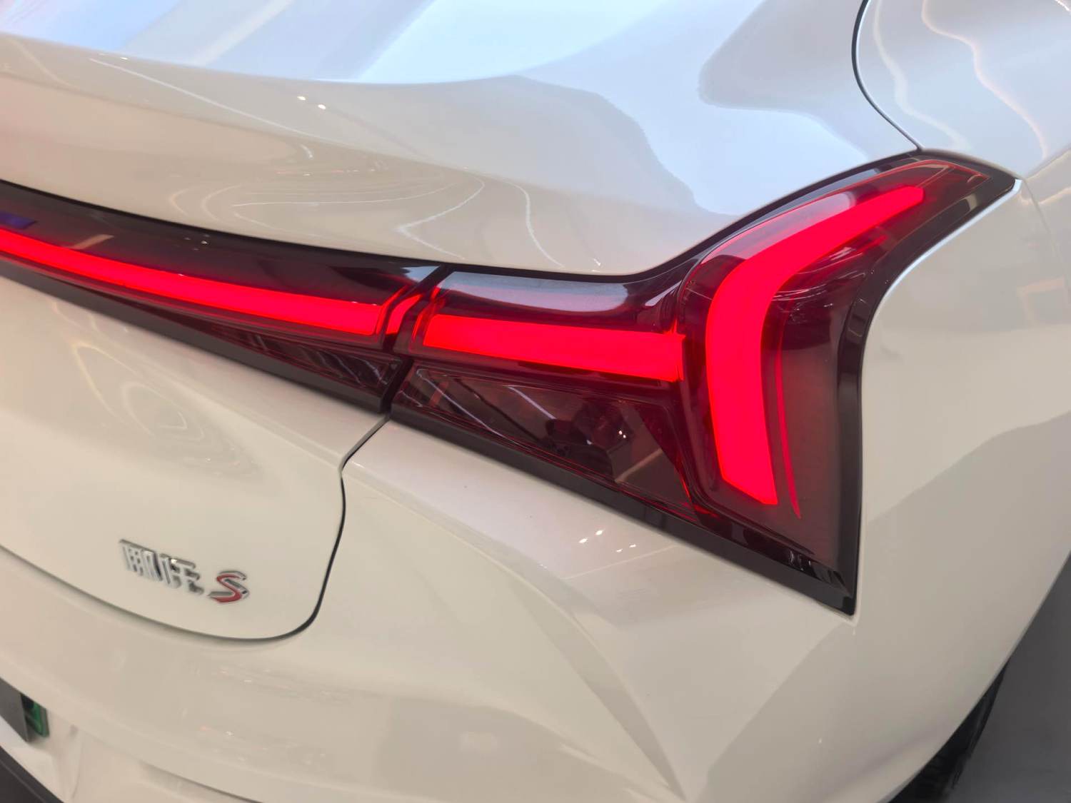 Neta S Electric 520km RWD Lite Version