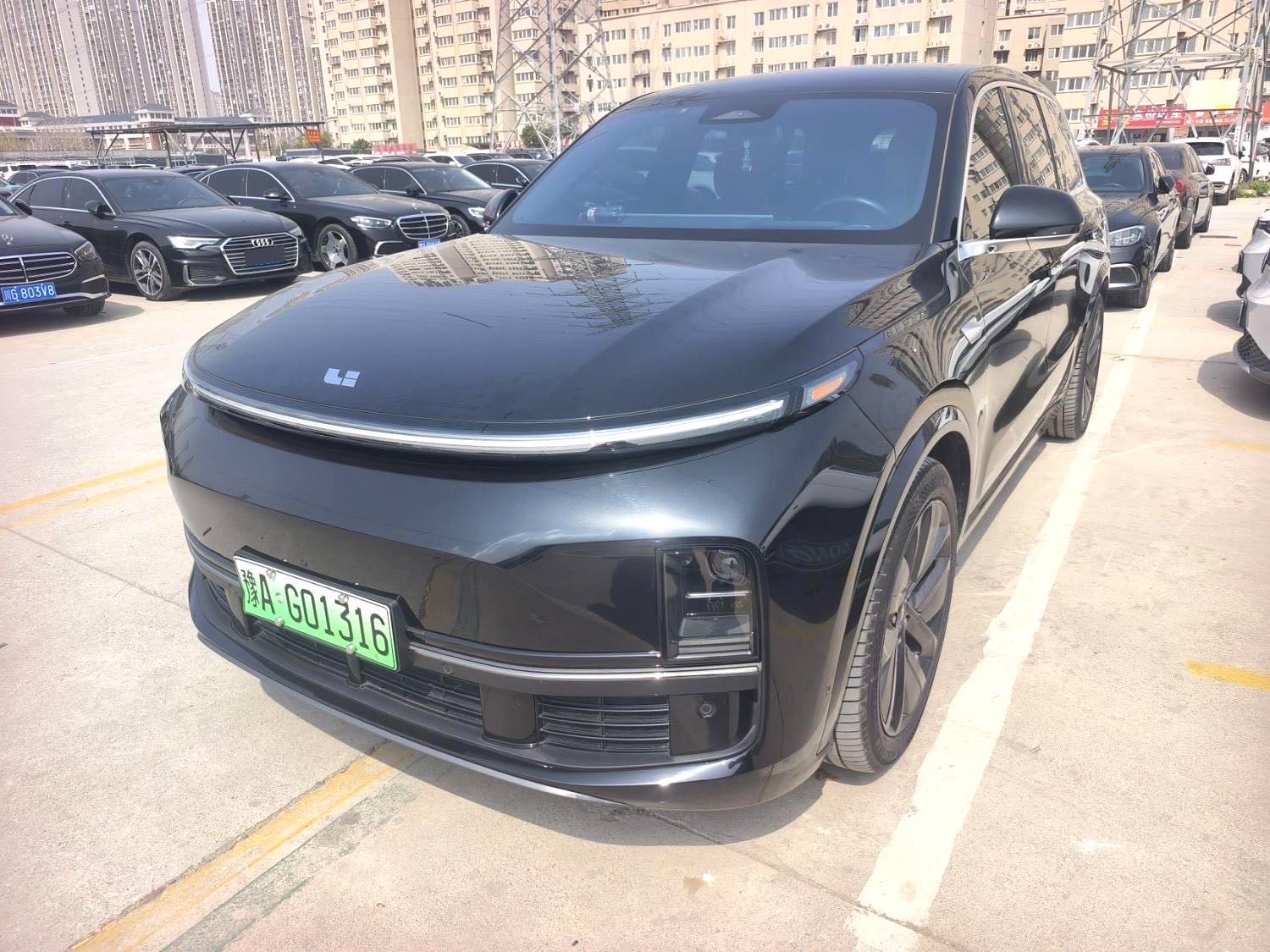 Li Auto L (Liter) 9 Pro