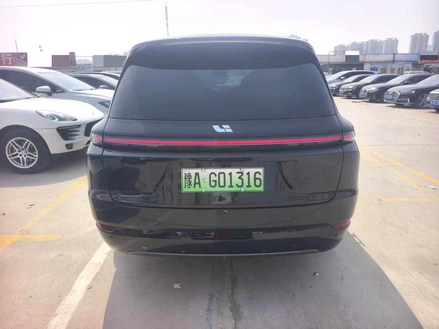 Li Auto L (Liter) 9 Pro