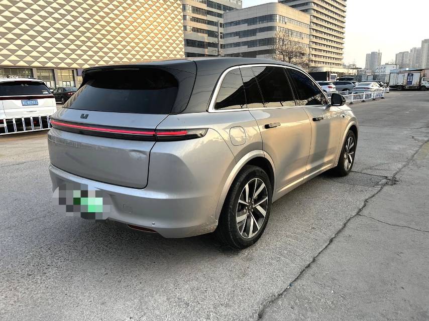 Li Auto L (Liter) 7 Air