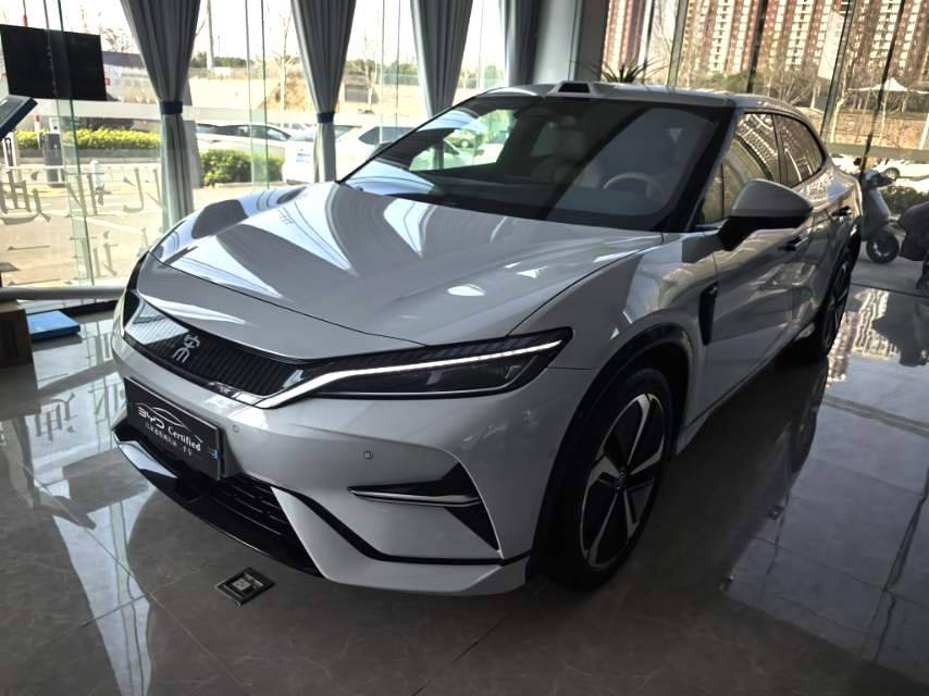 BYD L (Liter) Electric Vehicle 662km