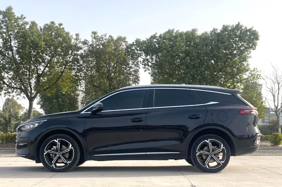 BYD DM i 112KM