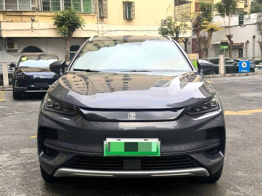 BYD Electric Vehicle 600KM