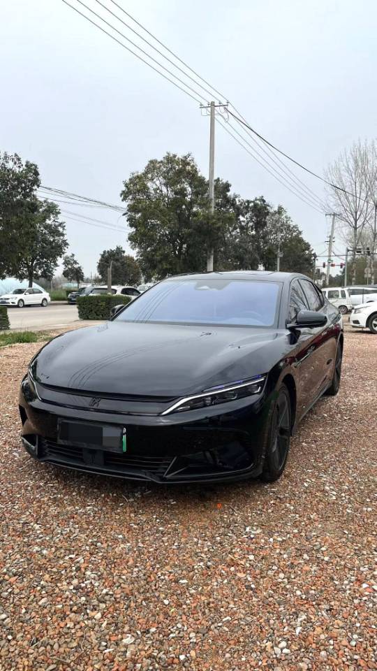 BYD Electric Vehicle 605KM