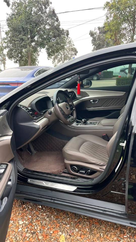 BYD Electric Vehicle 605KM