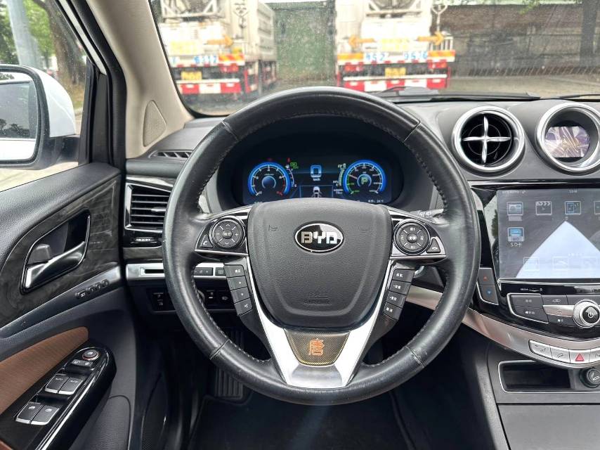 BYD 2.0T 4WD