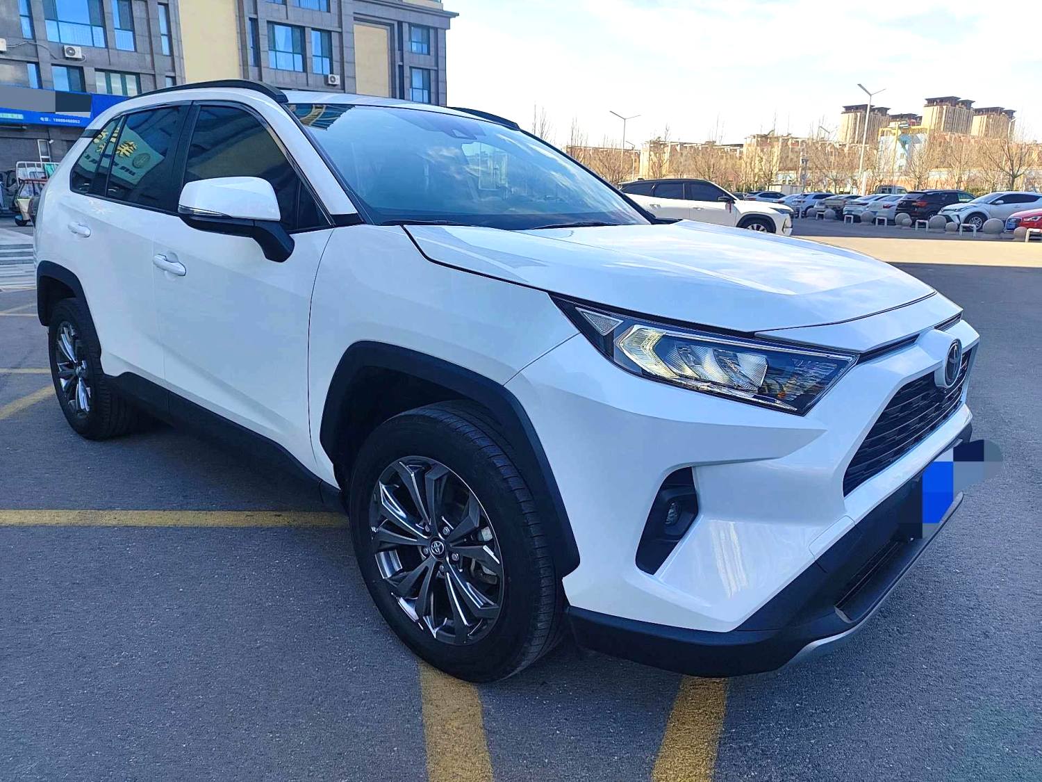 Toyota RAV 4 2.0L CVT 2WD Plus Version