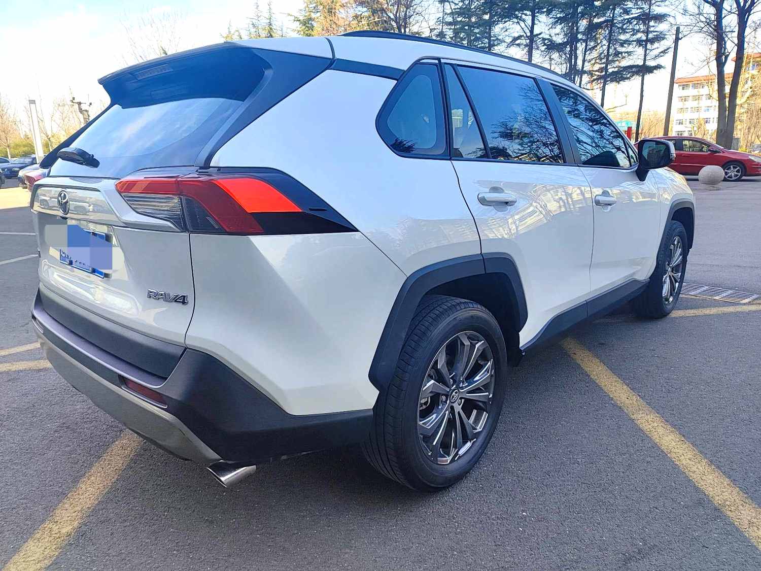 Toyota RAV 4 2.0L CVT 2WD Plus Version