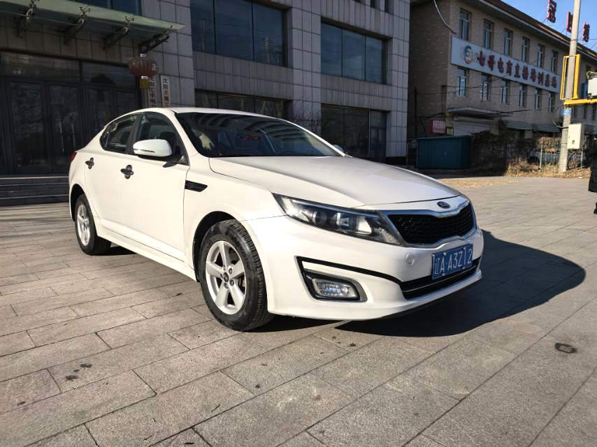Kia K 5 2.0L Automatic LUX