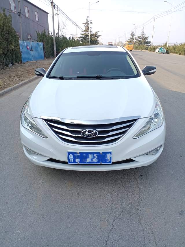 Hyundai 2.0L AutomaticPremium