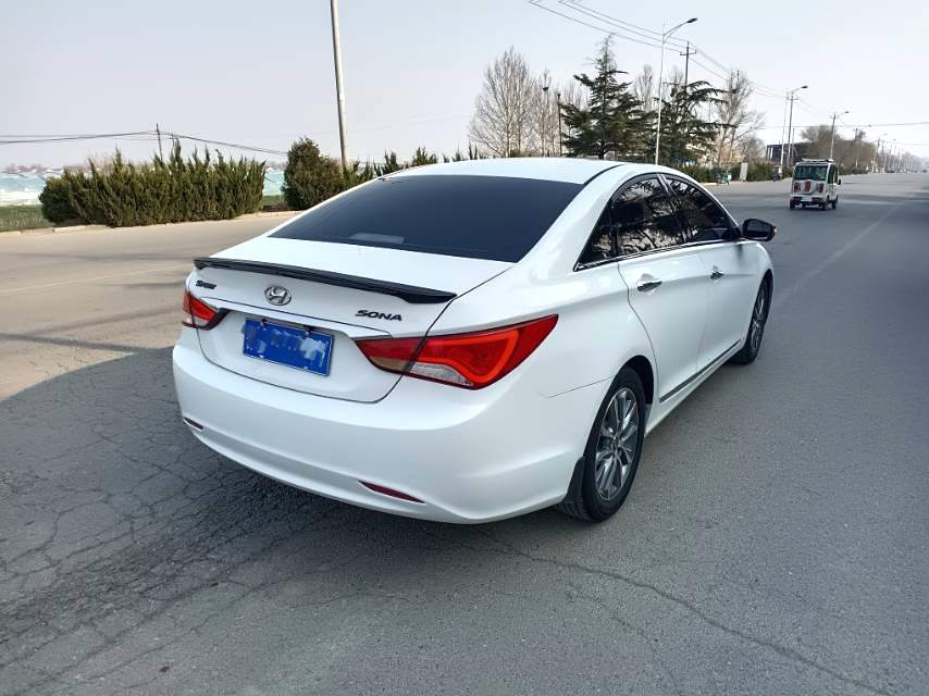 Hyundai 2.0L AutomaticPremium