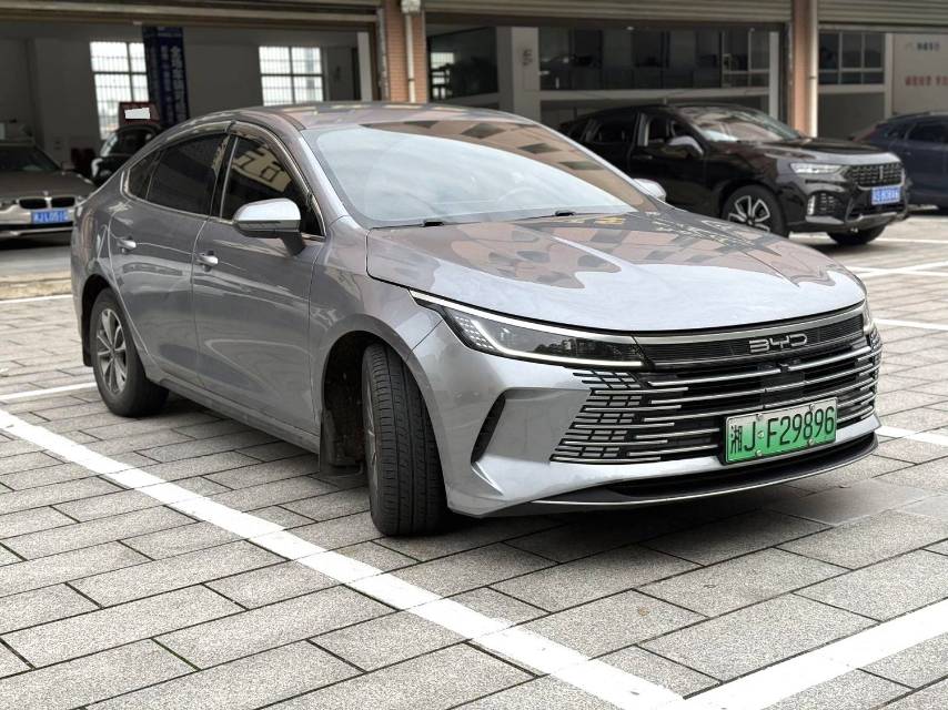 驱逐舰 05 Model Year 冠军版 DM i 55KM Luxury