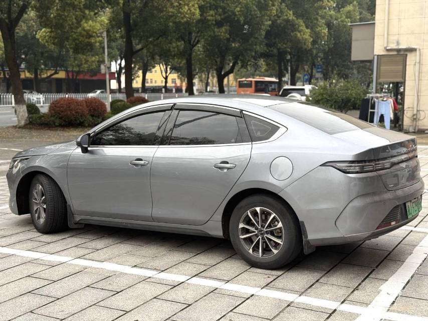 驱逐舰 05 Model Year 冠军版 DM i 55KM Luxury