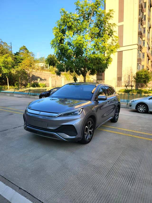 BYD PLUS 510KM