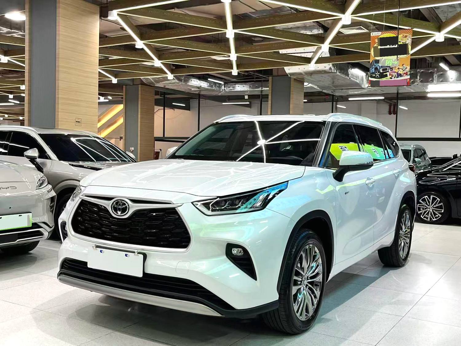 Toyota Highlander 2.5L Hybrid2WDPremium 7 Seats