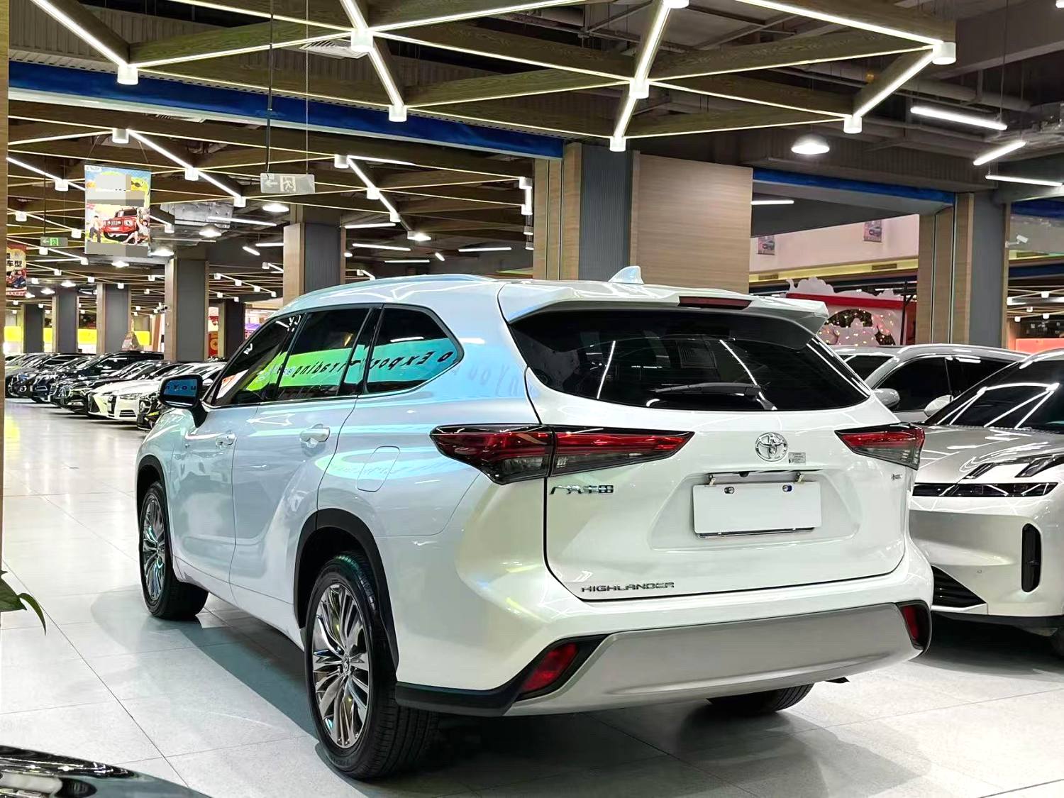 Toyota Highlander 2.5L Hybrid2WDPremium 7 Seats