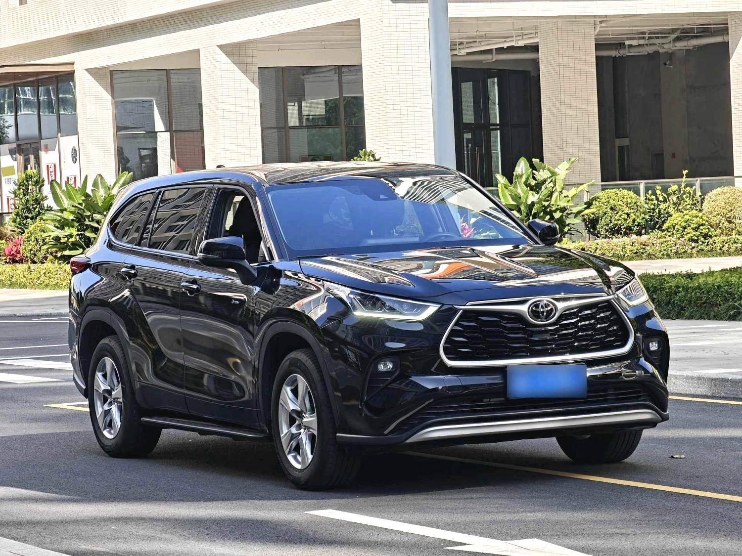 Toyota Highlander 2.5L Hybrid2WDElite 5 Seats