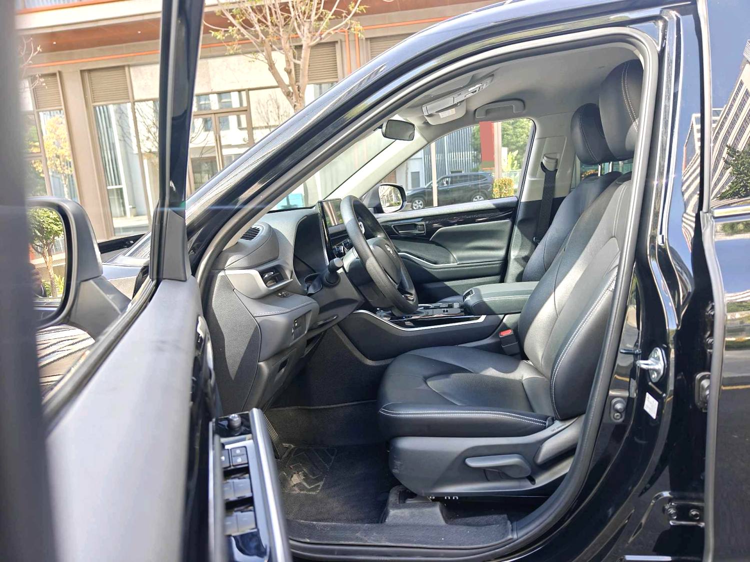 Toyota Highlander 2.5L Hybrid2WDElite 5 Seats