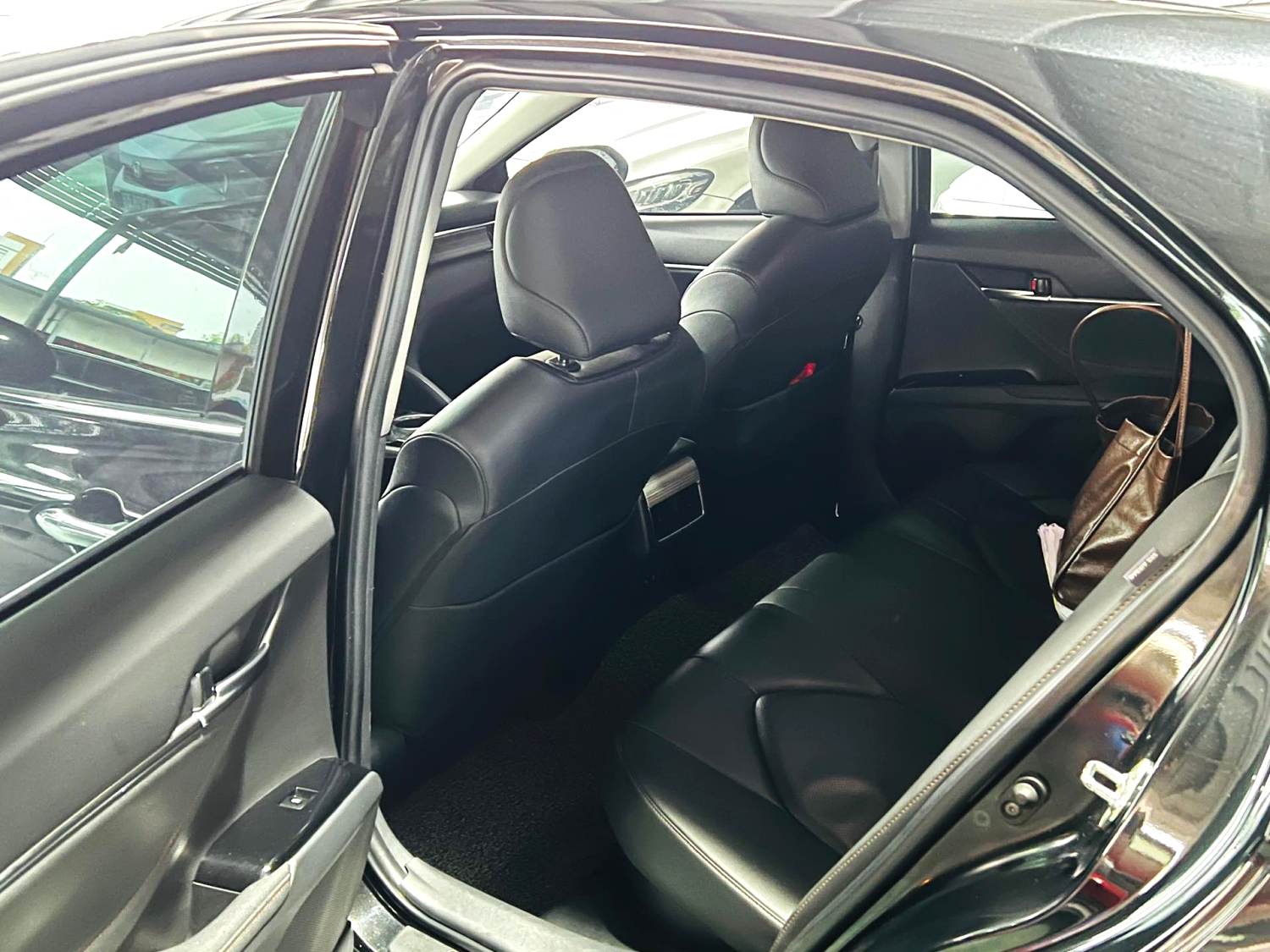 Toyota Camry Hybrid 2.5HG Luxury VI