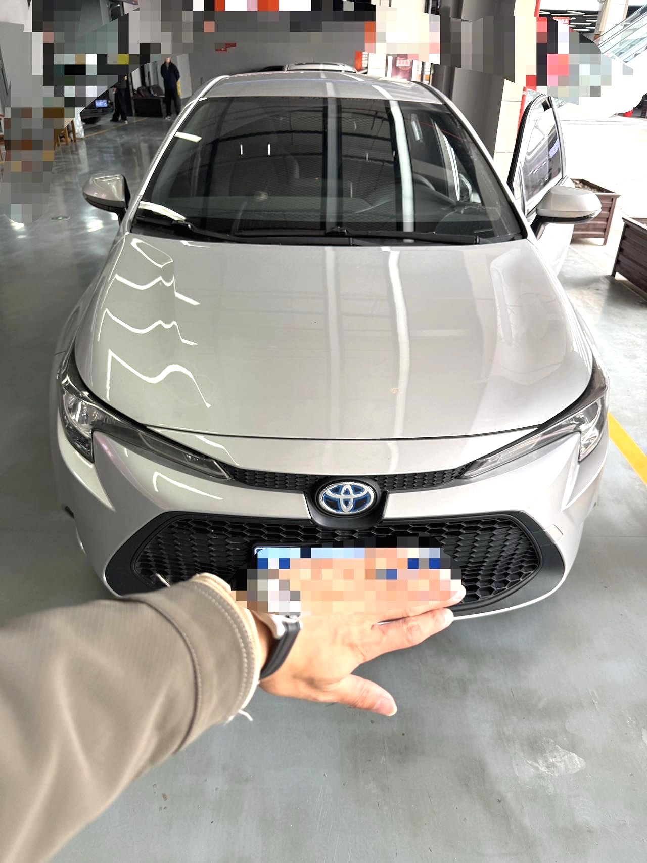 Toyota Levin Hybrid 1.8H E CVT