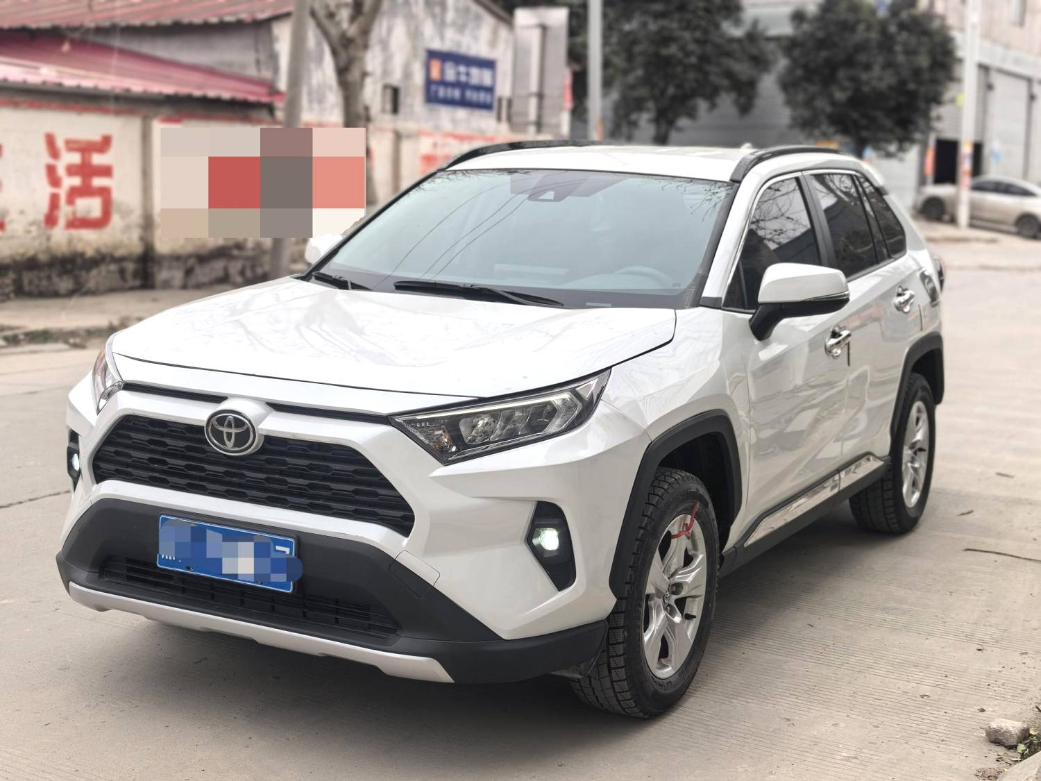 Toyota RAV 4 2.0L CVT 2WD