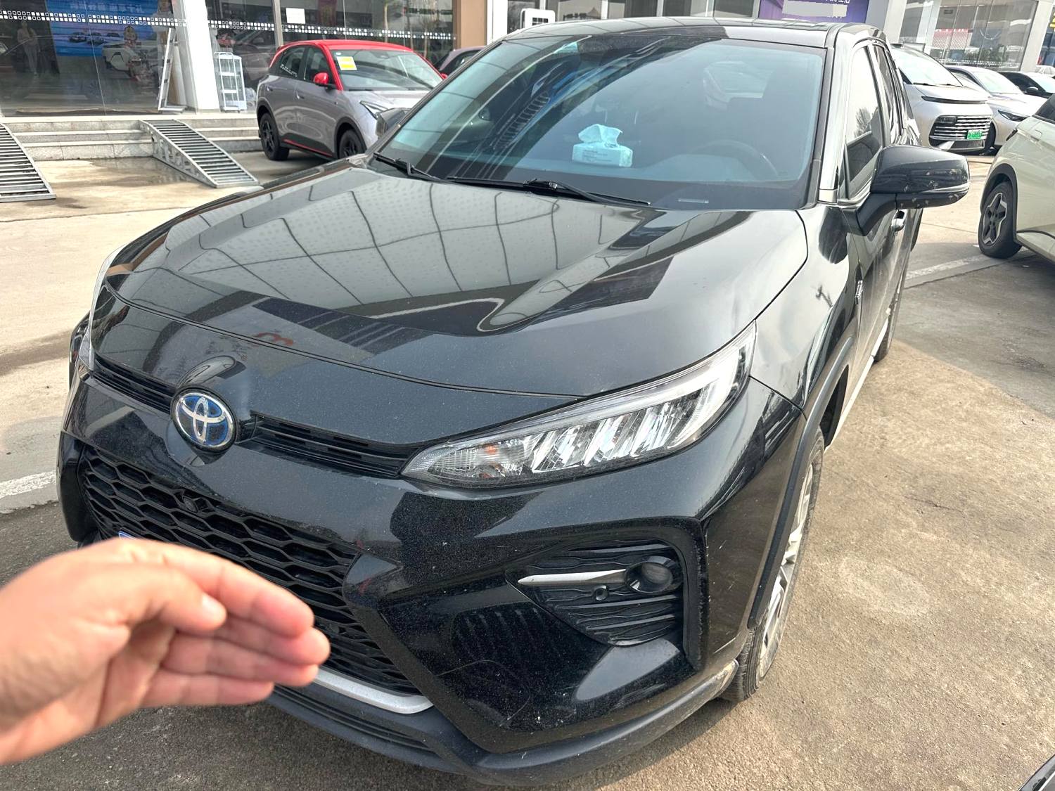 Toyota Hybrid 2.5L E CVT 2WDLead