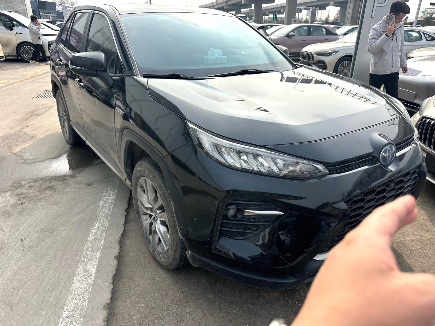 Toyota Hybrid 2.5L E CVT 2WDLead