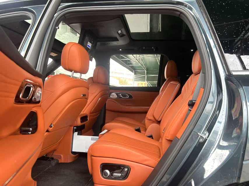Geely Galaxy M 9, 230 км, 2WD, «Explore»